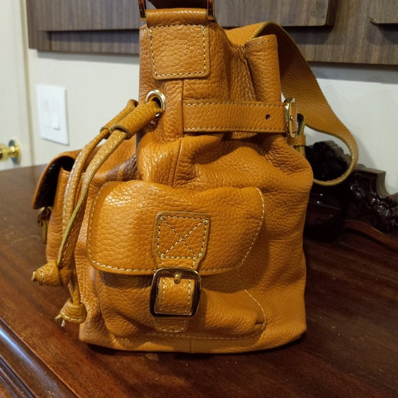 Maxx NY tan pebbled leather large shoulder bag 3 compartment original dust bag - Picture 3 of 12